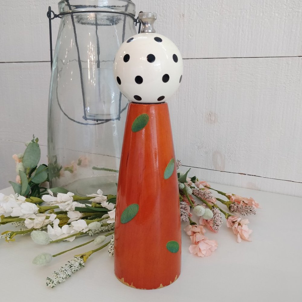 William Bounds Pepper Mill/Grinder